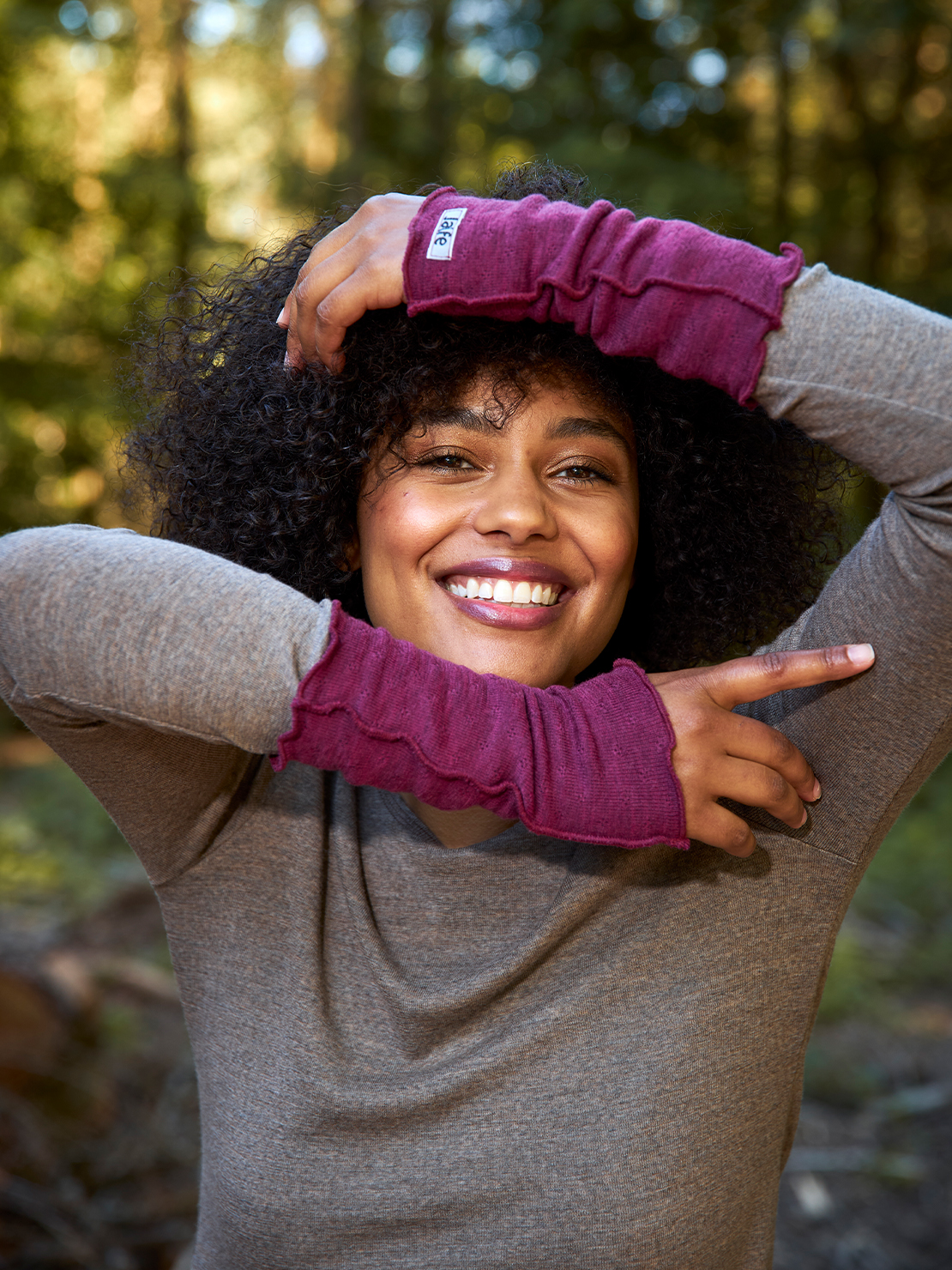 Wrist warmers eyelet merino